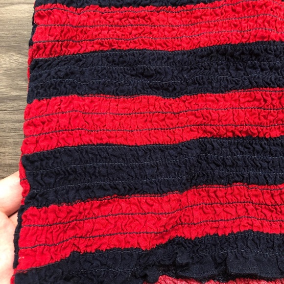 Red Tank - Picture 3 of 3